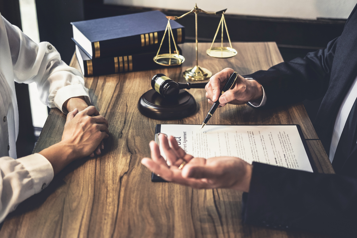 What Is a Criminal Defense Attorney and When Do You Need One?